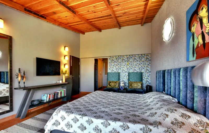 Luxe 4BHK Himalayan Range View - Madalsa Home